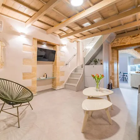 Dimitrios Old Town Apartment